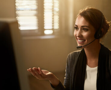 20 Tips To Improve Call Center Customer Service