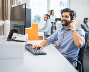 Contact Center Dialer: Workflow, Benefits & FAQs