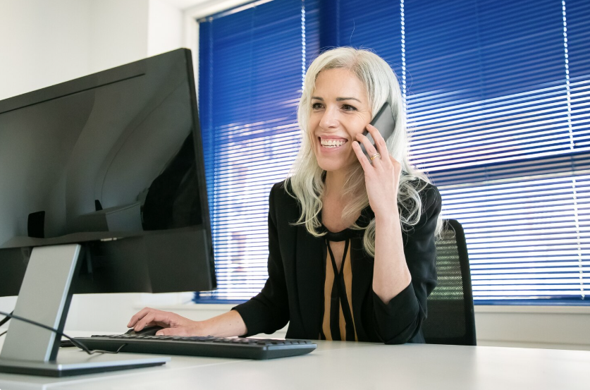 Hosted PBX USA cloud phone system for seamless business communication