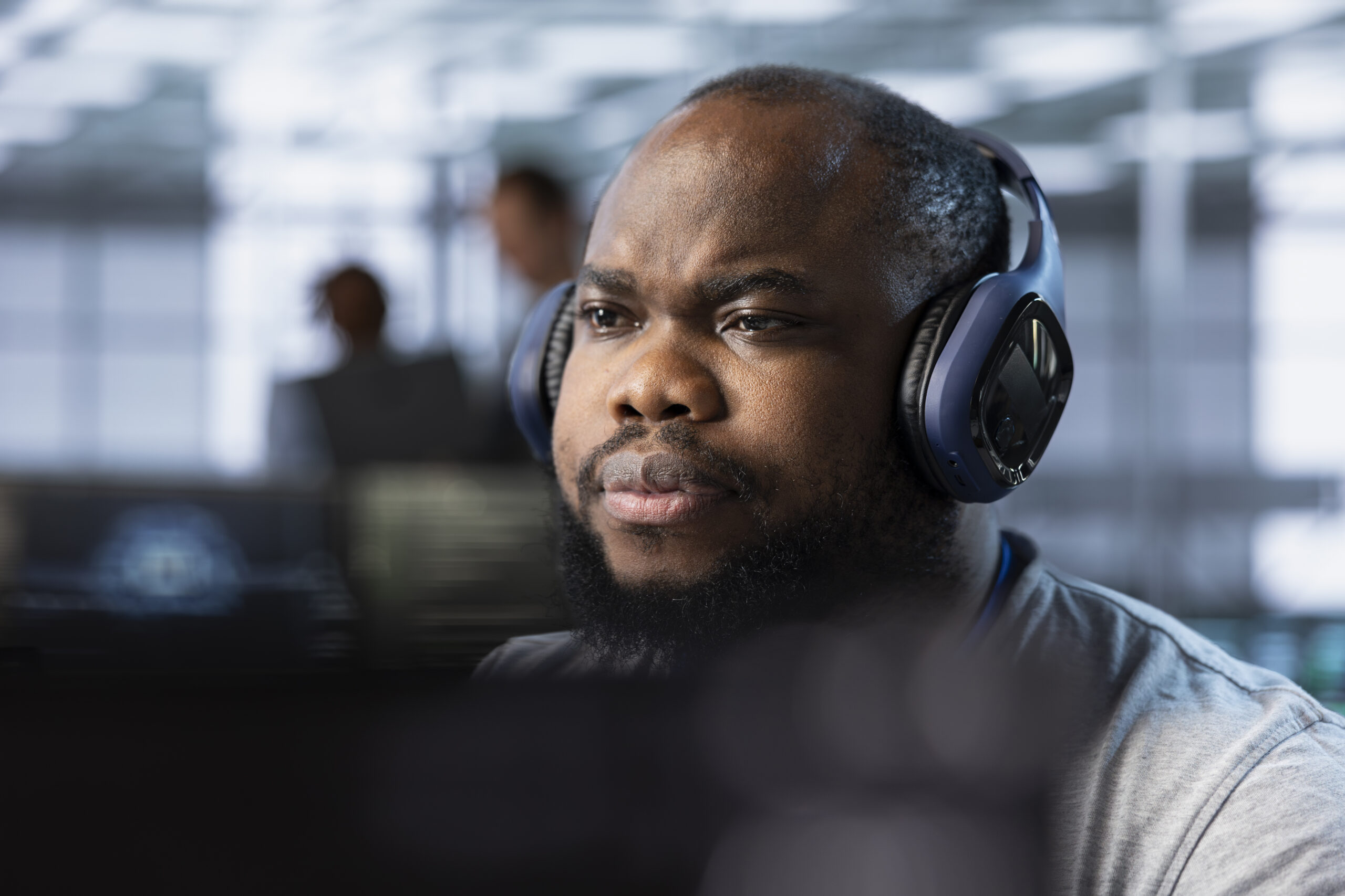 Cloud Contact Center Benefits, Features & Uses 2026